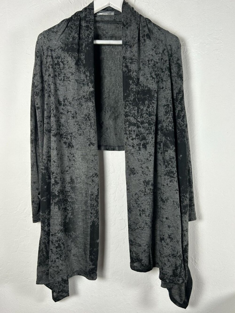 ALEMBIKA Womens Open Front Cardigan Gray Black Abstract Print Lagenlook Size S/M